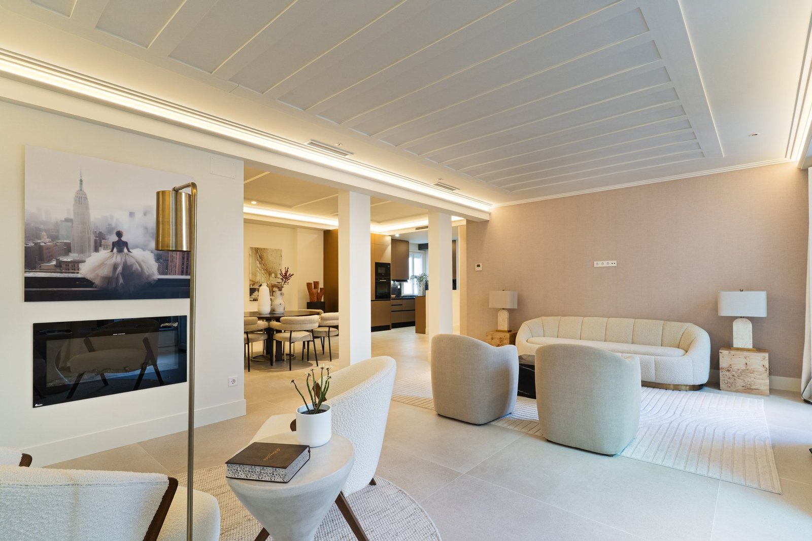 Personal Shopper de Venta — De La Mano Inmobiliaria Madrid